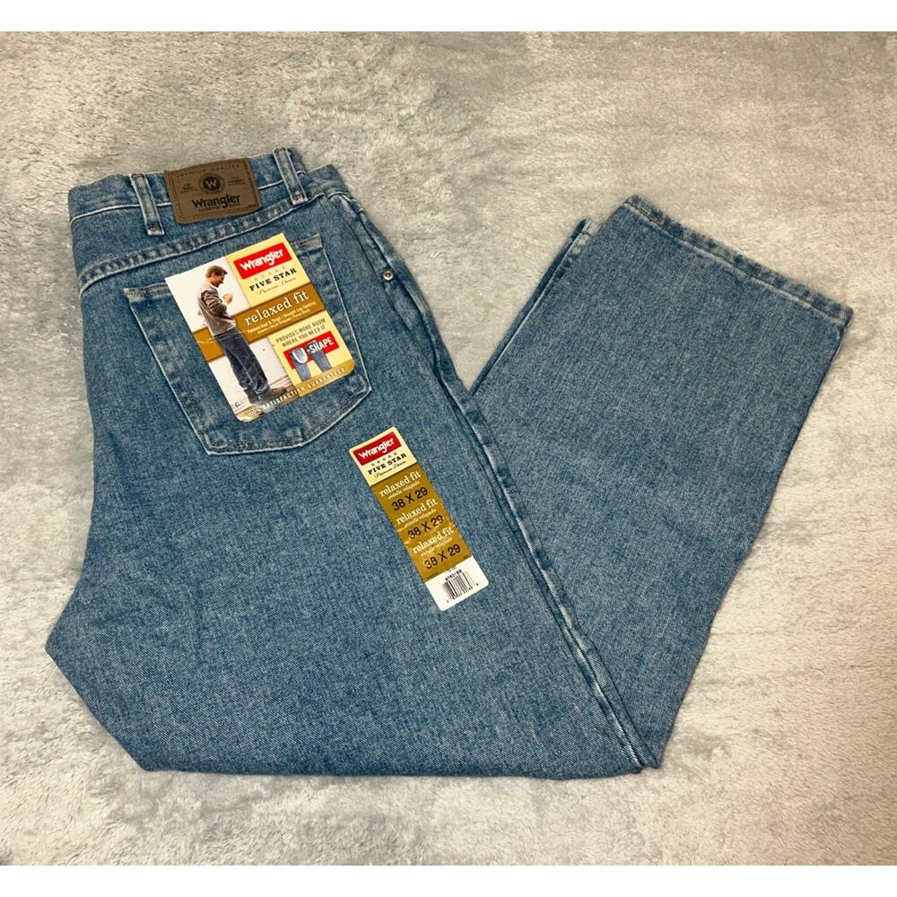 Wrangler Men's Relaxed Fit Jeans Men’s Sz 38x29 Light Wash Denim NWT